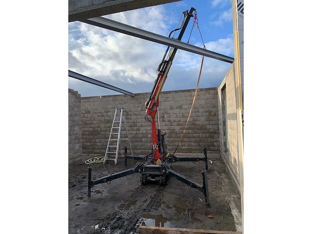 Fassi m20a13 mini hijskraan op rupsen - afbeelding 6 van  13
