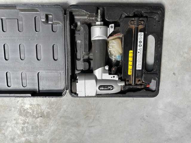 Fasten - electric hand sanding machine - afbeelding 1 van  2