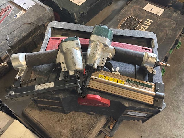 Fasten f18/50ac + 80/25ab pneumatische tacker (2x) - afbeelding 1 van  5