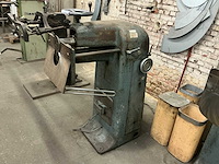 Fasti vintage elektrische bordeermachine - afbeelding 1 van  5