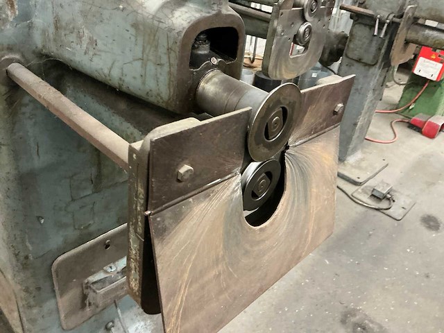 Fasti vintage elektrische bordeermachine - afbeelding 5 van  5