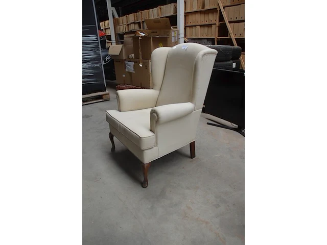 Fauteuil hoge rug beige stof (licht geschadigd) - afbeelding 2 van  5