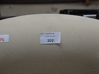 Fauteuil hoge rug beige stof (licht geschadigd) - afbeelding 5 van  5