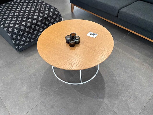 Fauteuil met tafel en kast - afbeelding 3 van  6
