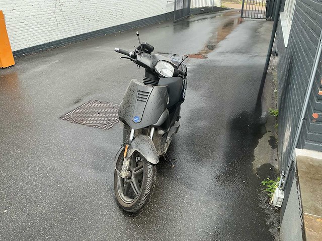 Fd motors nipponja f3 e-scooter - afbeelding 1 van  3