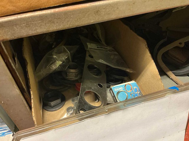 Febi lot automotor onderdelen - afbeelding 26 van  33