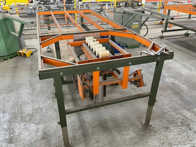 Federhenn montagetafel - afbeelding 1 van  3