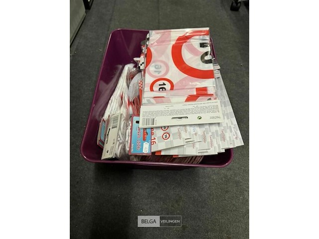 Feestartikelen - genk - afbeelding 4 van  146