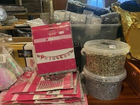 Feestartikelen - genk - afbeelding 2 van  146