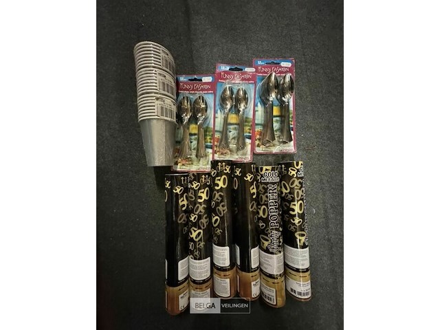 Feestartikelen - genk - afbeelding 19 van  146