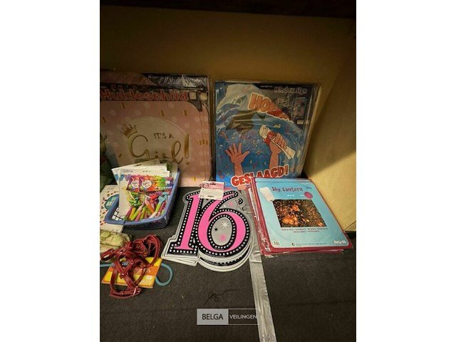 Feestartikelen - genk - afbeelding 25 van  146