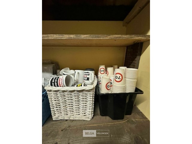 Feestartikelen - genk - afbeelding 26 van  146