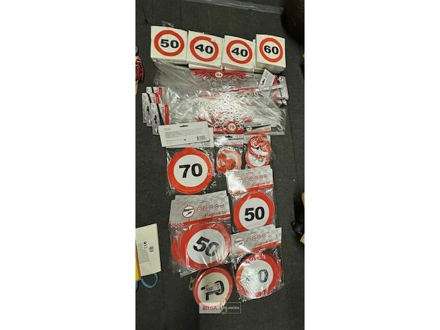 Feestartikelen - genk - afbeelding 38 van  146