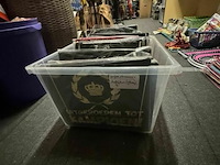 Feestartikelen - genk - afbeelding 40 van  146