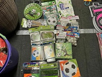 Feestartikelen - genk - afbeelding 47 van  146