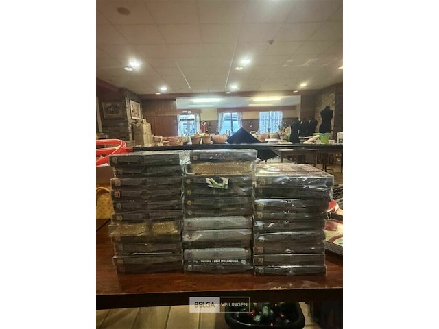 Feestartikelen - genk - afbeelding 46 van  146