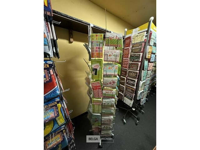 Feestartikelen - genk - afbeelding 79 van  146