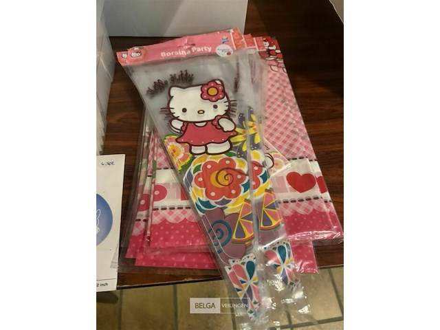 Feestartikelen - genk - afbeelding 70 van  146