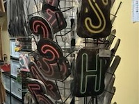 Feestartikelen - genk - afbeelding 87 van  146