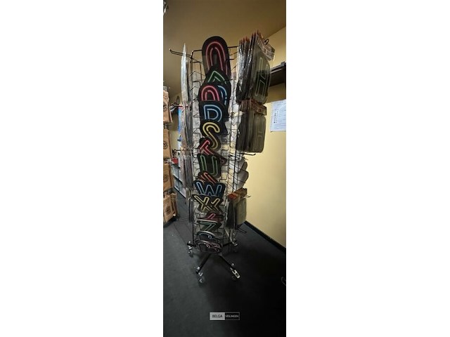 Feestartikelen - genk - afbeelding 89 van  146