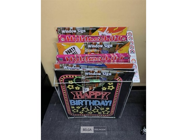 Feestartikelen - genk - afbeelding 105 van  146