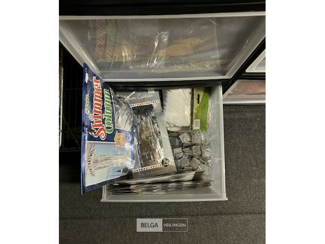 Feestartikelen - genk - afbeelding 126 van  146