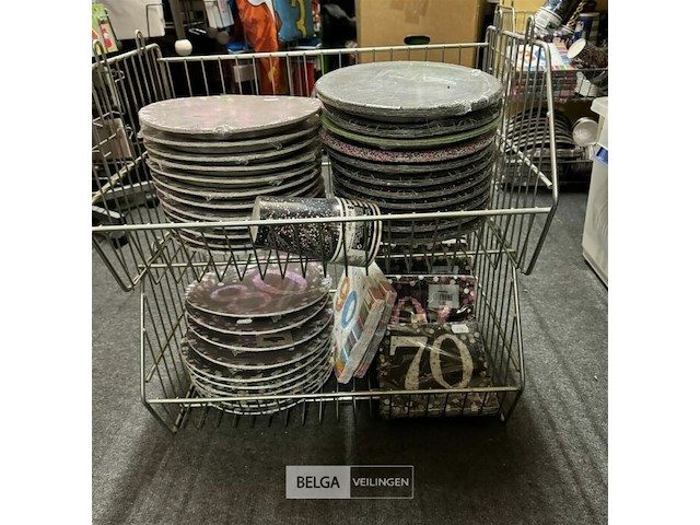 Feestartikelen - genk - afbeelding 129 van  146