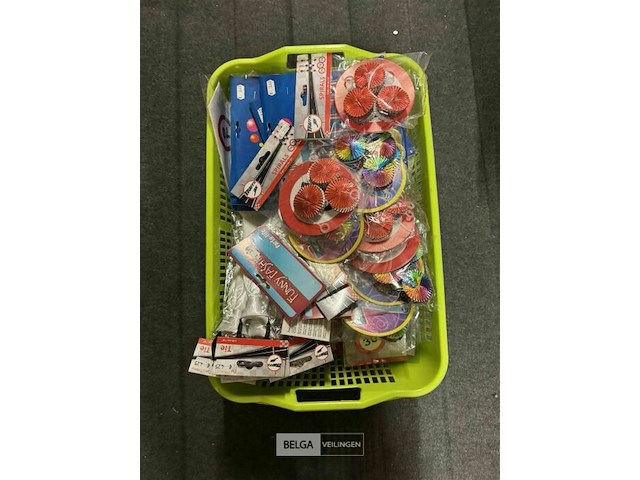 Feestartikelen - genk - afbeelding 142 van  146