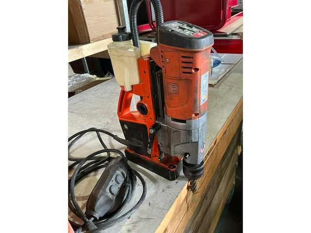 Fein kbu35qw magnetische boormachine - afbeelding 1 van  1