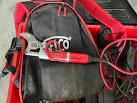 Felco accu-snoeischaar - afbeelding 2 van  3
