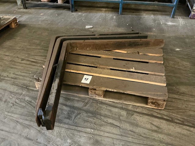 Fem3 heftruckvork (3x) - afbeelding 1 van  5