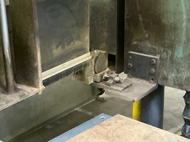 Femco horizontale lintzaagmachine - afbeelding 13 van  34