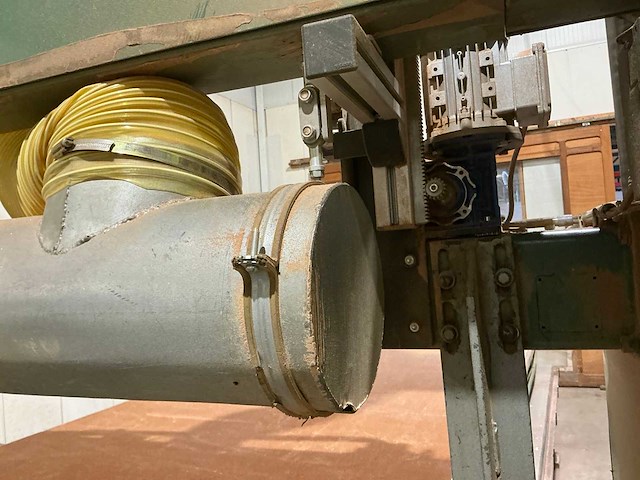 Femco horizontale lintzaagmachine - afbeelding 3 van  32