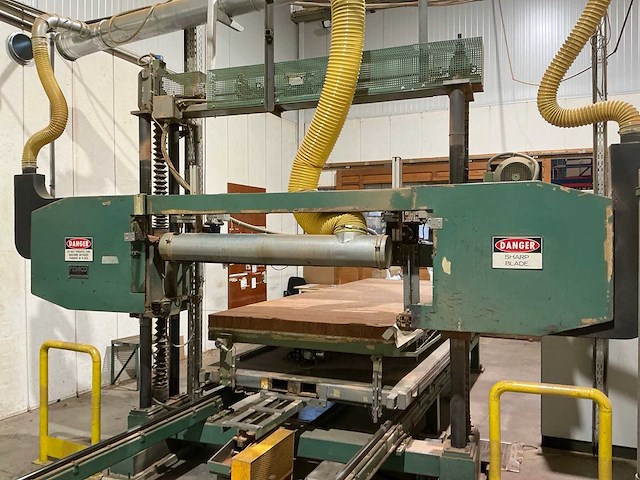 Femco horizontale lintzaagmachine - afbeelding 31 van  32