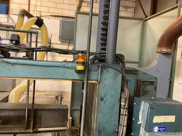 Femco horizontale lintzaagmachine - afbeelding 4 van  34