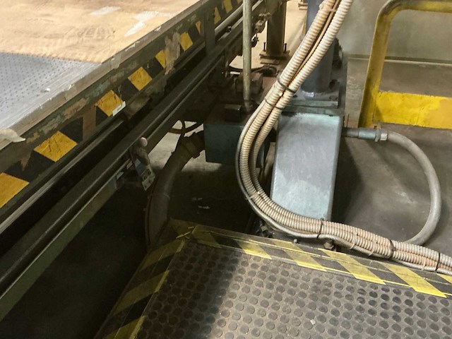 Femco horizontale lintzaagmachine - afbeelding 6 van  34