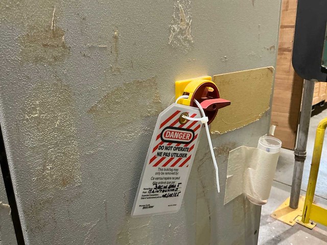 Femco horizontale lintzaagmachine - afbeelding 21 van  32