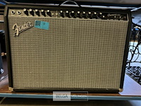 Fender champion 100 versterker - afbeelding 2 van  5
