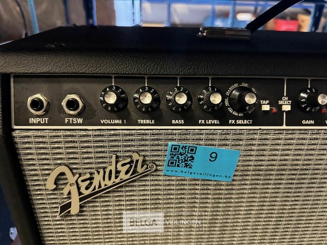 Fender champion 100 versterker - afbeelding 5 van  5