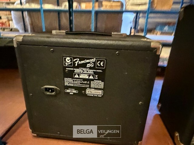 Fender frontman 15g gitaarversterker - afbeelding 2 van  3