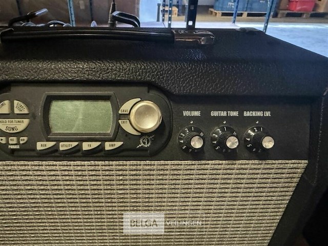 Fender versterker g-dec 30 - afbeelding 2 van  3