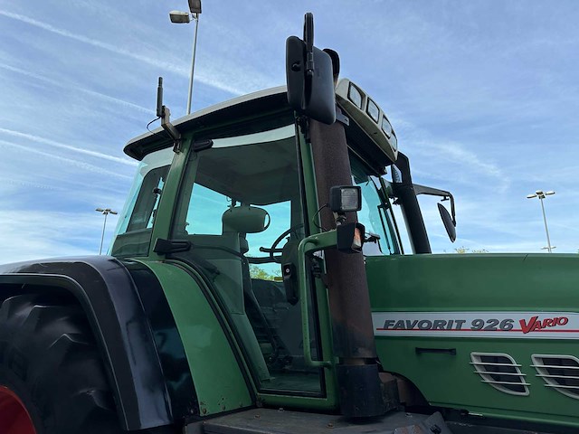 Fendt - 2001 - 926 - vierwielaangedreven landbouwtractor - afbeelding 6 van  18