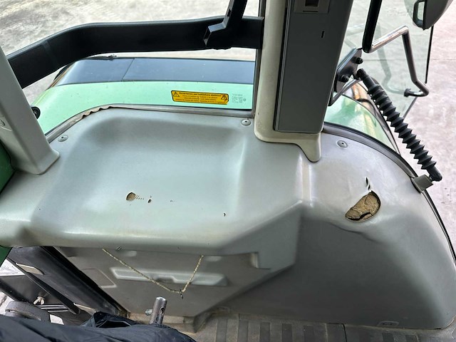 Fendt - 2001 - 926 - vierwielaangedreven landbouwtractor - afbeelding 3 van  3