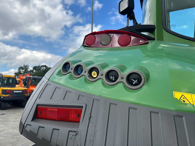 Fendt - 2019 - 718 vario - vierwielaangedreven landbouwtractor - afbeelding 26 van  36