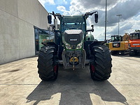 Fendt - 2019 - 718 vario - vierwielaangedreven landbouwtractor - afbeelding 2 van  36