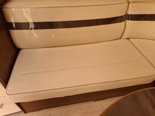 Fendt - 650 - saphire - caravan - afbeelding 6 van  91