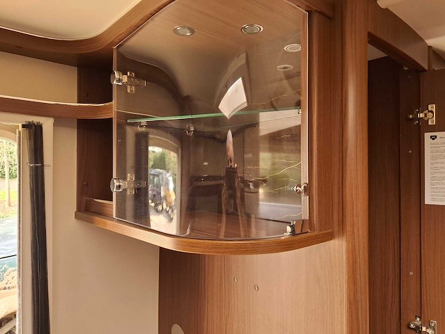 Fendt - 650 - saphire - caravan - afbeelding 15 van  91