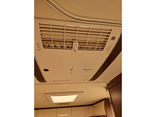 Fendt - 650 - saphire - caravan - afbeelding 26 van  91