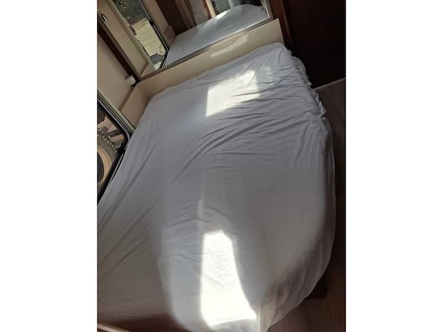 Fendt - 650 - saphire - caravan - afbeelding 30 van  91