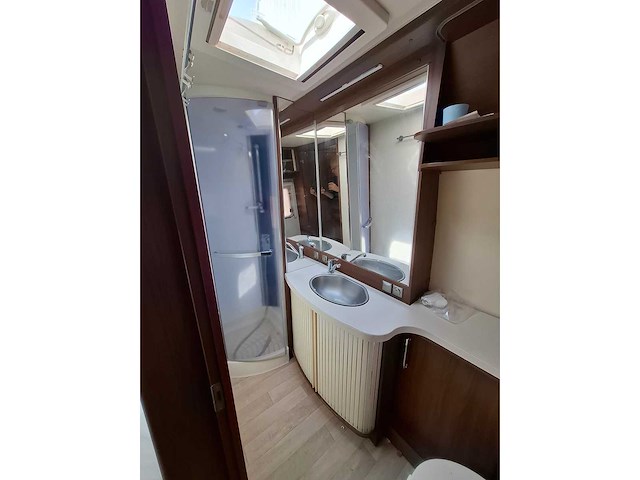 Fendt - 650 - saphire - caravan - afbeelding 42 van  91